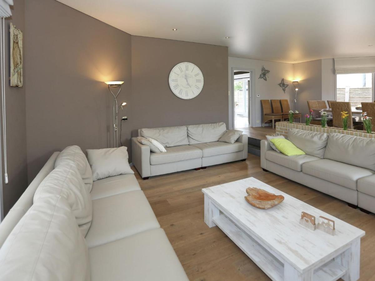 Splendid Villa In Middelkerke With Sauna Bubble Bath Esterno foto