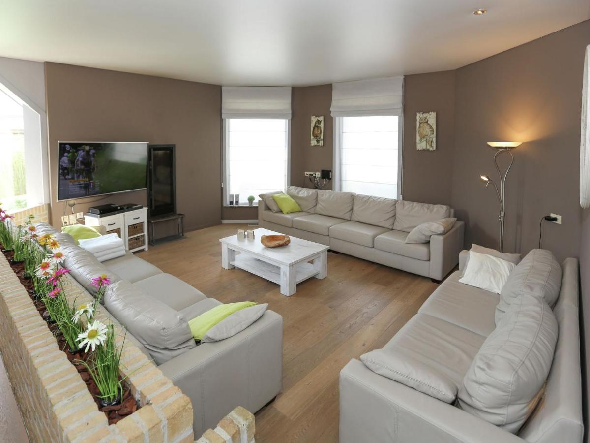 Splendid Villa In Middelkerke With Sauna Bubble Bath Esterno foto
